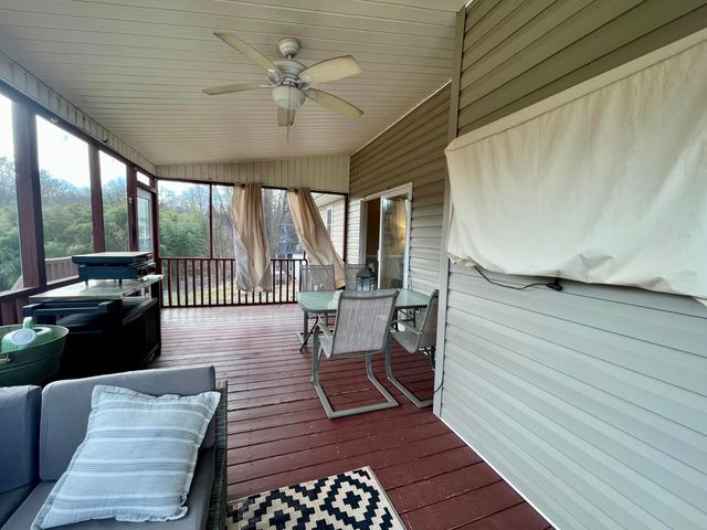 1745 Whitfield DR, Bedford, VA 24523