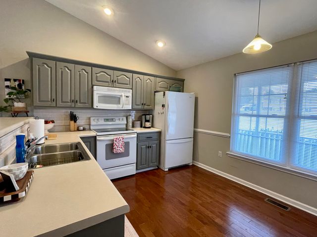 1745 Whitfield DR, Bedford, VA 24523