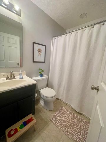 1745 Whitfield DR, Bedford, VA 24523