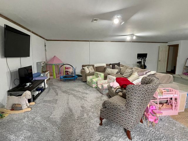 1745 Whitfield DR, Bedford, VA 24523