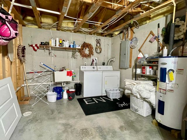 1745 Whitfield DR, Bedford, VA 24523