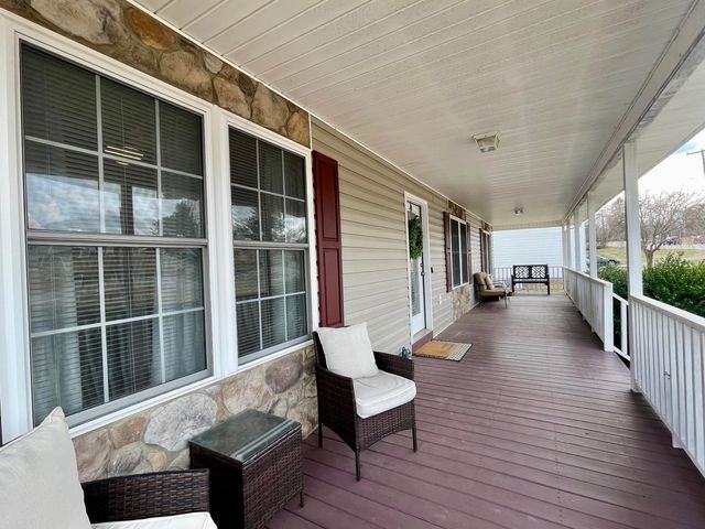 1745 Whitfield DR, Bedford, VA 24523