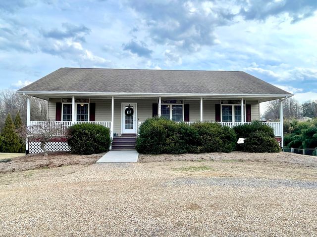1745 Whitfield DR, Bedford, VA 24523