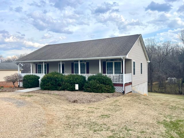 1745 Whitfield DR, Bedford, VA 24523