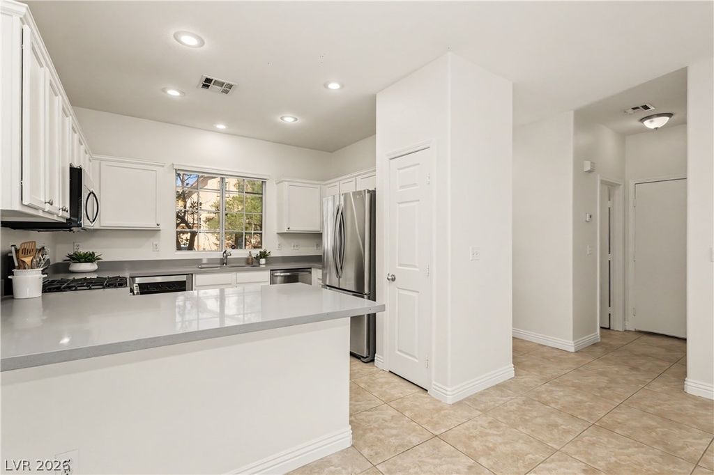 Image 4 of property listing at 2628 Good Fellows Street, Las Vegas, NV 89135
