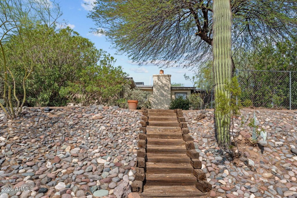205 N Cucuracha Street, Wickenburg, AZ 85390 — photo 3