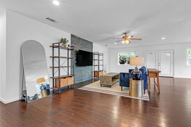 2304 Byrd Dr, Rancho Cordova, CA 95670