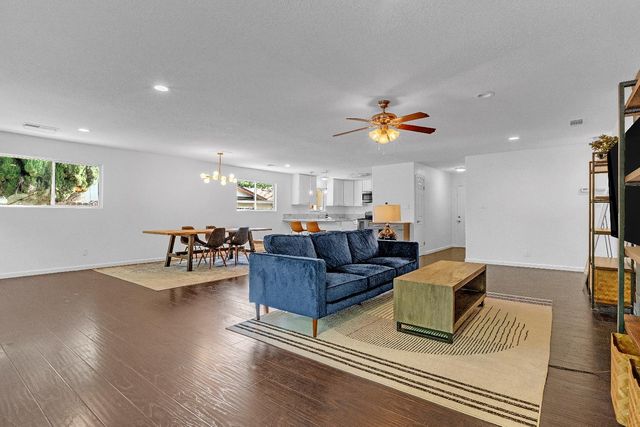 2304 Byrd Dr, Rancho Cordova, CA 95670