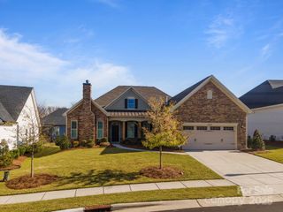 82112 Standing Oak Drive, Charlotte, NC 28278