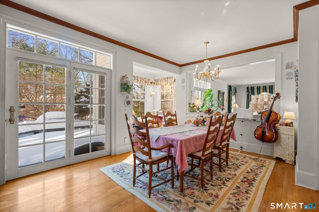 9 Perkins Road, Woodbridge, CT 06525