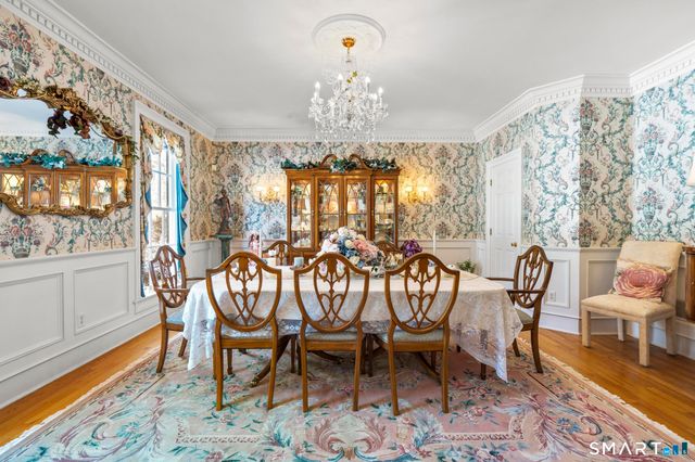 9 Perkins Road, Woodbridge, CT 06525