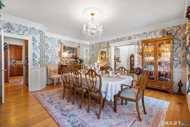 9 Perkins Road, Woodbridge, CT 06525