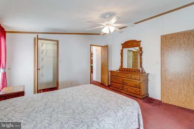 142 TULIP CIR, Ephrata, PA 17522