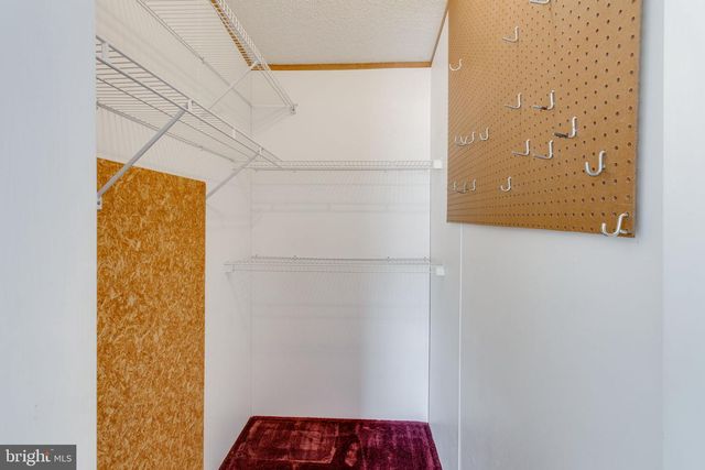 142 TULIP CIR, Ephrata, PA 17522