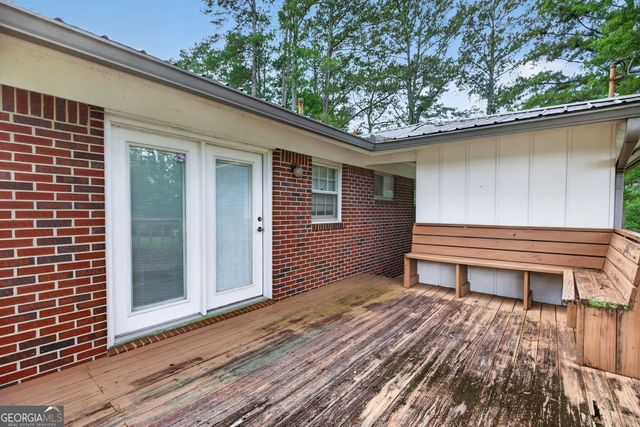 55 E Greenwood Drive, Carrollton, GA 30117