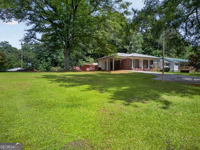 55 E Greenwood Drive, Carrollton, GA 30117