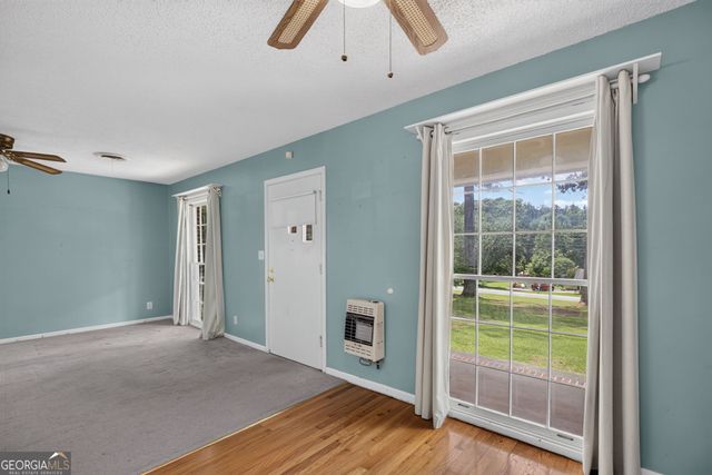 55 E Greenwood Drive, Carrollton, GA 30117