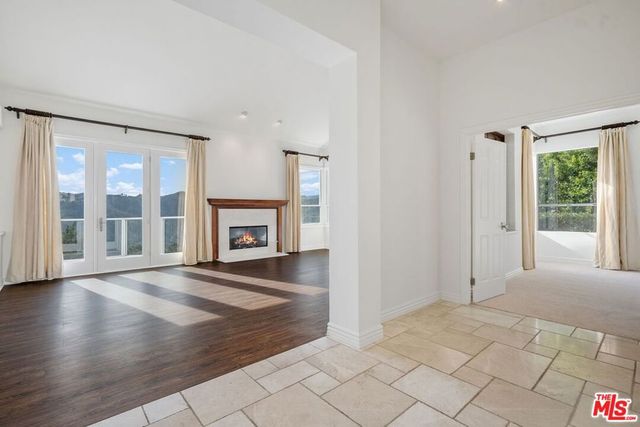 2042 Palisades Drive, Pacific Palisades, CA 90272