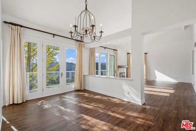 2042 Palisades Drive, Pacific Palisades, CA 90272