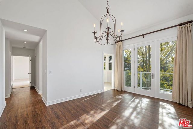 2042 Palisades Drive, Pacific Palisades, CA 90272