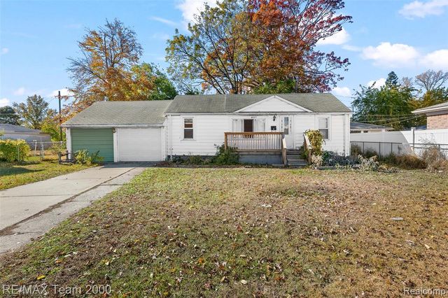 6627 Mayburn Street, Dearborn Heights, MI 48127