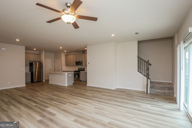 1347 Sunny Lake Drive, Lawrenceville, GA 30043