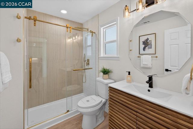 2481 Casa Way, Walnut Creek, CA 94597