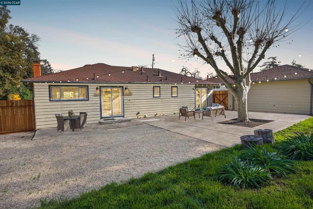 2481 Casa Way, Walnut Creek, CA 94597