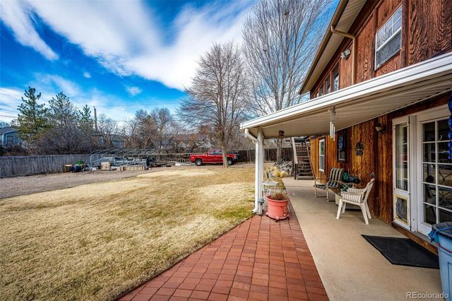 7740 W Meadow Drive, Littleton, CO 80128