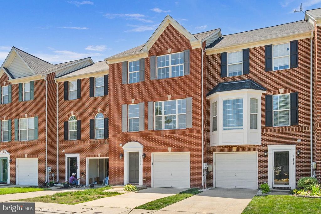 Image 1 of property listing at 10278 HOUSELY PL, White Plains, MD 20695