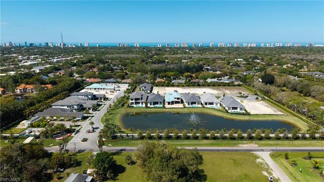 6708 Newport RD, Naples, FL 34109