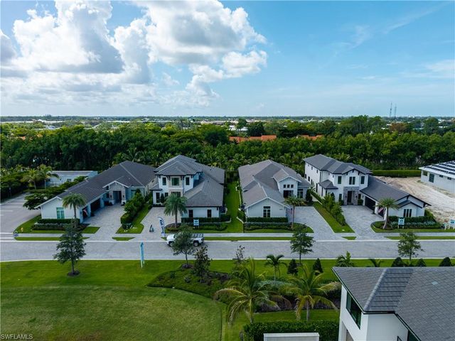 6708 Newport RD, Naples, FL 34109