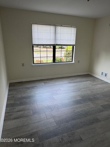 30 Oriel Way, Marlboro, NJ 07746