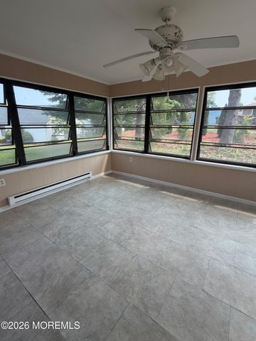 30 Oriel Way, Marlboro, NJ 07746