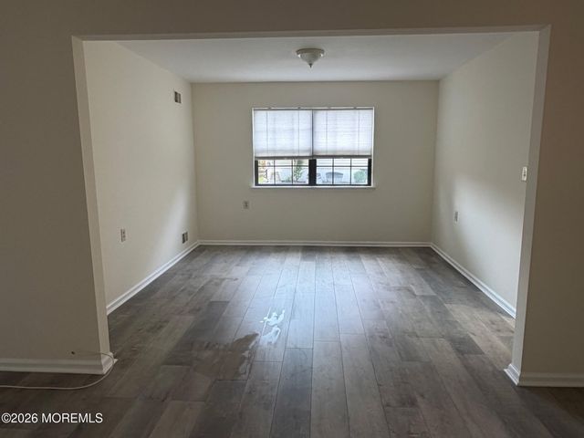 30 Oriel Way, Marlboro, NJ 07746