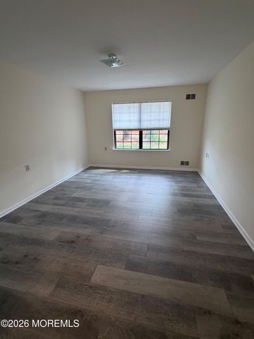 30 Oriel Way, Marlboro, NJ 07746