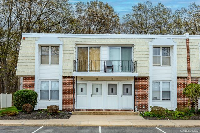 53 Rocky Point Yaphank Road 13, Rocky Point, NY 11778