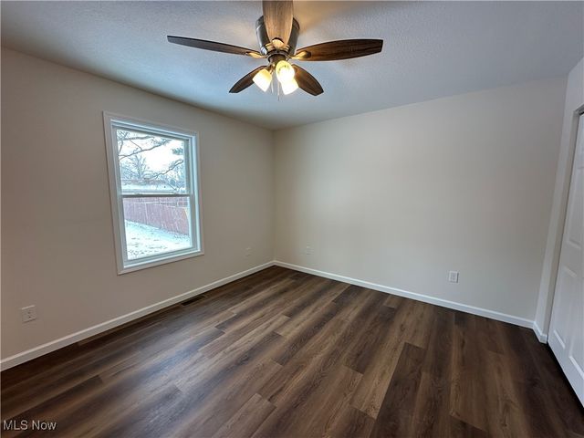 1275 S Meridian Road, Youngstown, OH 44511