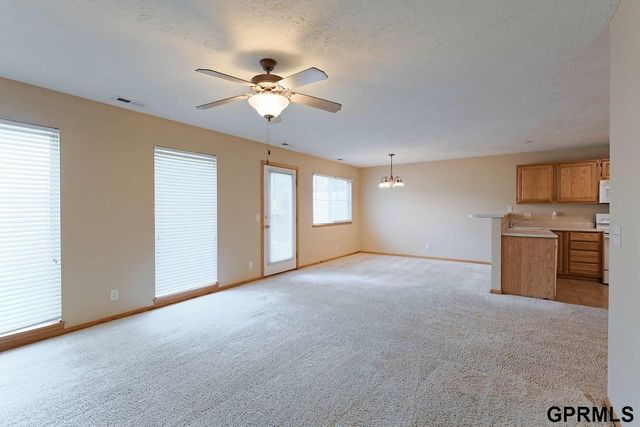 2048 Connor Place, Lincoln, NE 68505