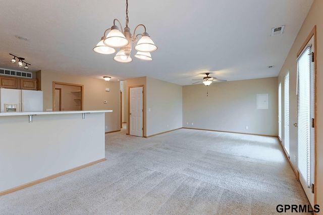 2048 Connor Place, Lincoln, NE 68505