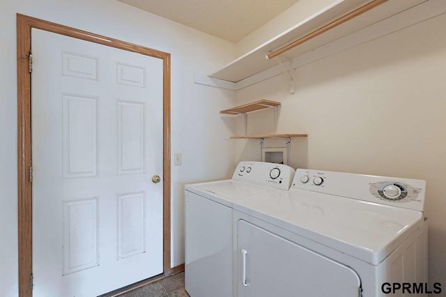 2048 Connor Place, Lincoln, NE 68505