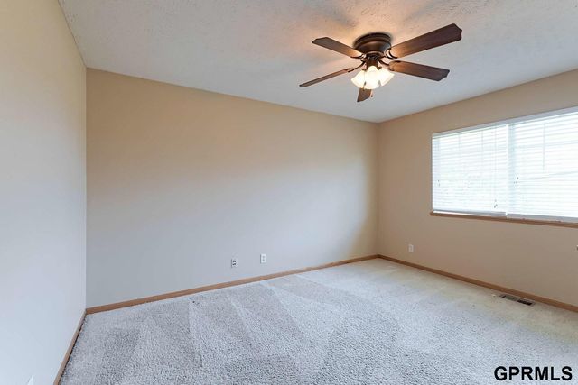 2048 Connor Place, Lincoln, NE 68505