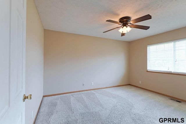 2048 Connor Place, Lincoln, NE 68505