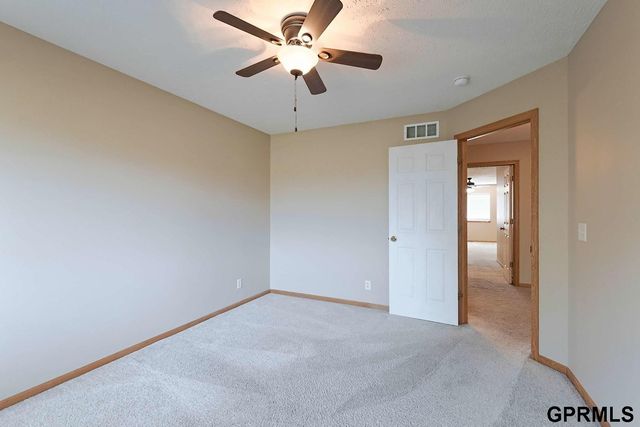 2048 Connor Place, Lincoln, NE 68505