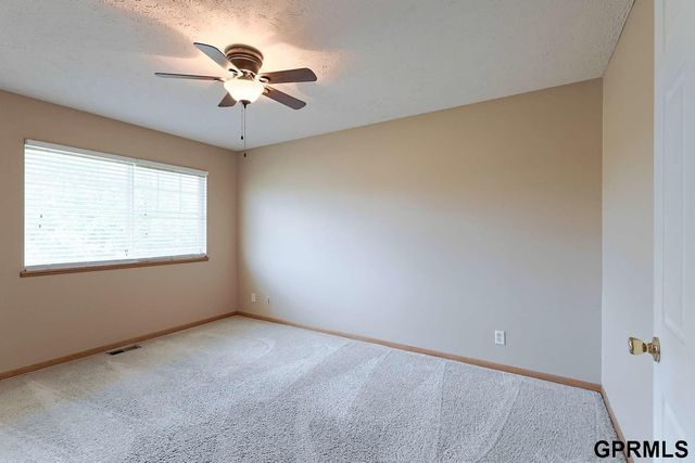 2048 Connor Place, Lincoln, NE 68505