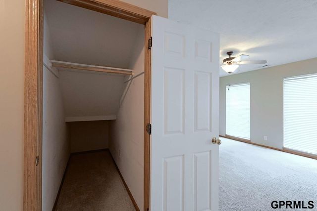 2048 Connor Place, Lincoln, NE 68505