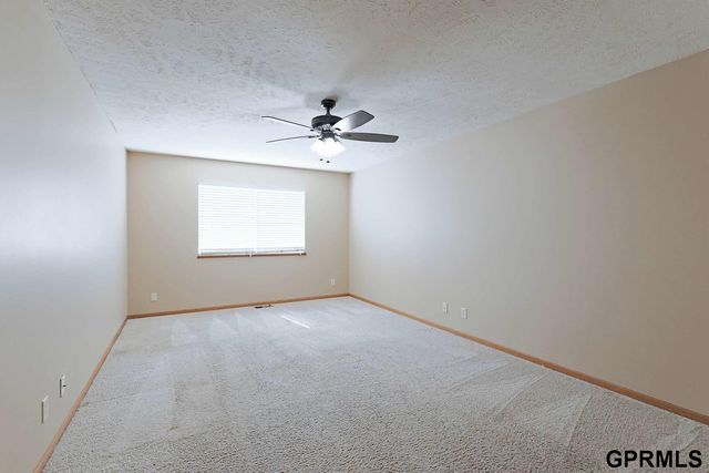 2048 Connor Place, Lincoln, NE 68505