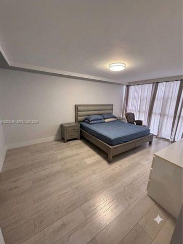 600 Parkview Drive 818, Hallandale Beach, FL 33009