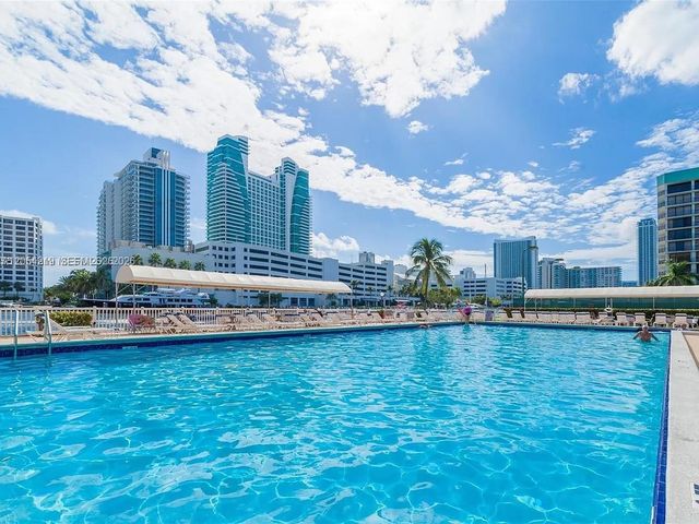 600 Parkview Drive 818, Hallandale Beach, FL 33009