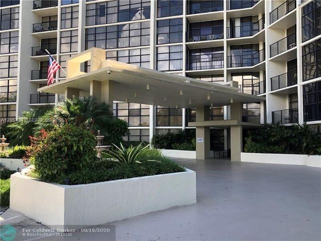 600 Parkview Drive 818, Hallandale Beach, FL 33009